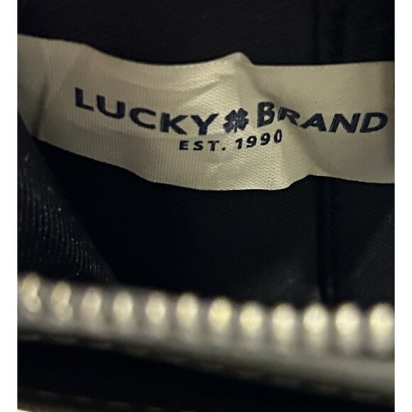 Lucky Brand Wristlet w/ Credit Card Holder Insert  7 1/4 x 4 3/4 inches PREOWNED - Picture 11 of 16